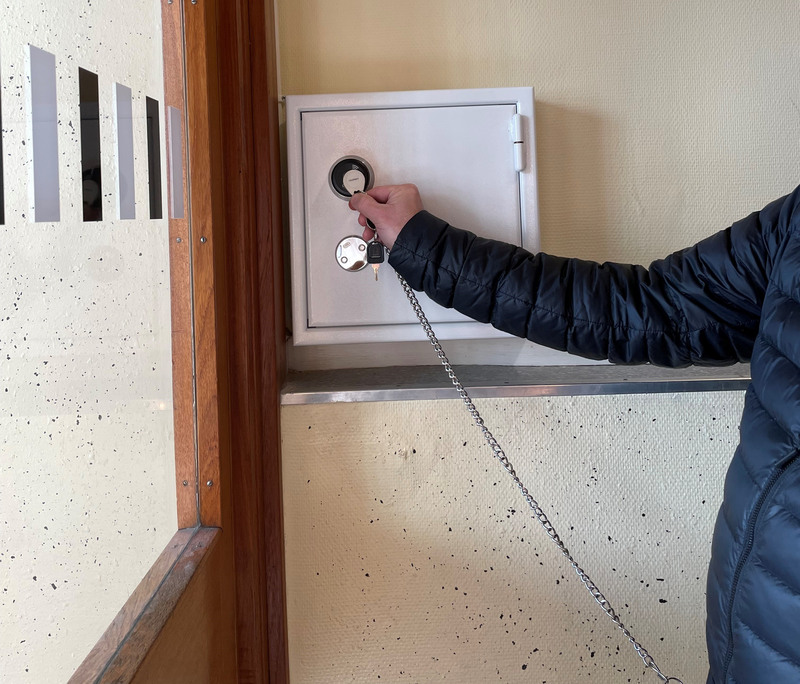 &Ouml;ppna taggsk&aring;p