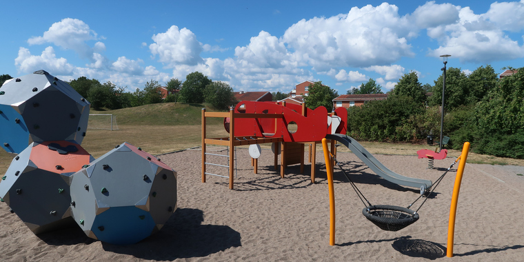 Flygfältets lekplats.