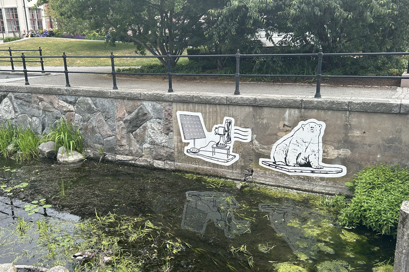 Illustrationer p&aring; stenmur intill Norrt&auml;lje&aring;n